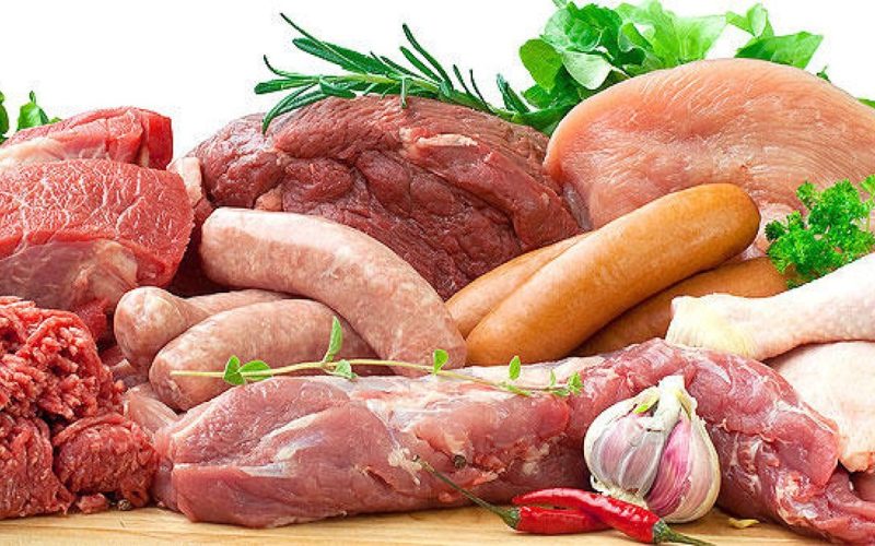 ” بـ 160 الكيلو ” أسعار اللحوم اليوم الجمعة 26 أبريل 2024 الكل هيفرح النهاردة