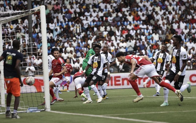 الفار يلغي هدفًا لمازيمبي أمام الأهلي