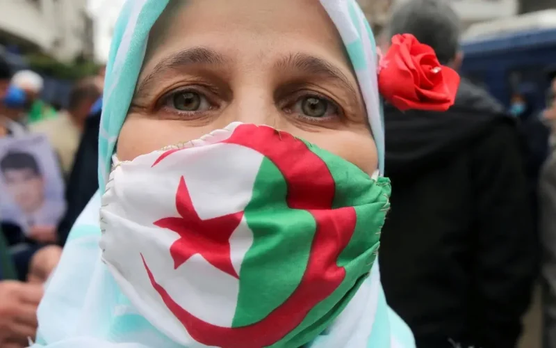 ”منحــة 800 دينار جزائري“ خطوات التقديم على منحة المرأة الماكثة في البيت 2024 بالجزائر anem.dz
